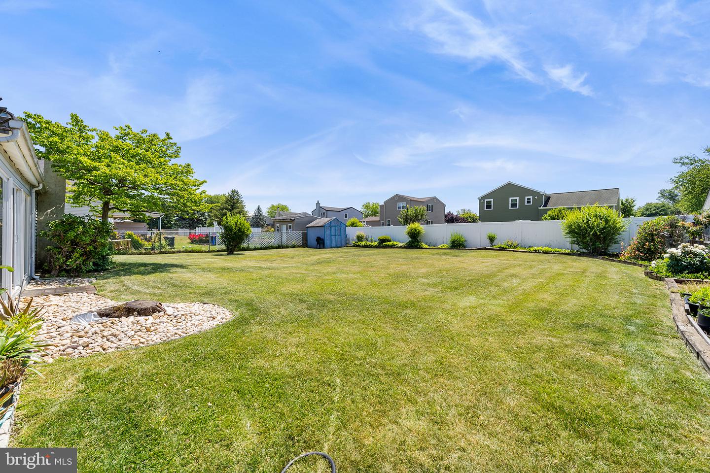 2907 Meredith Pl