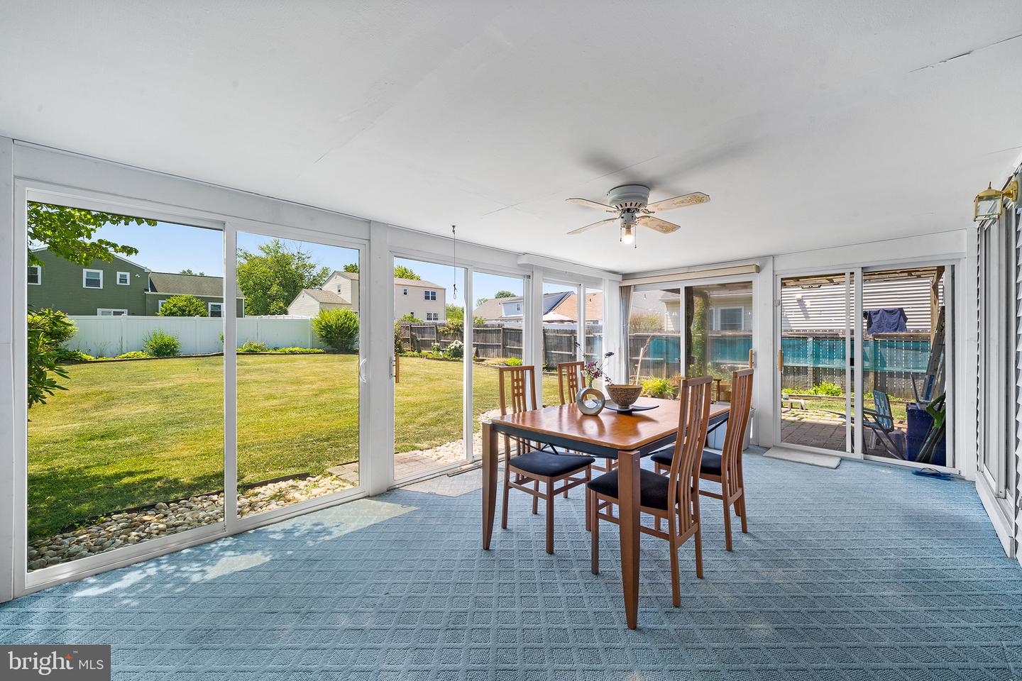 2907 Meredith Pl