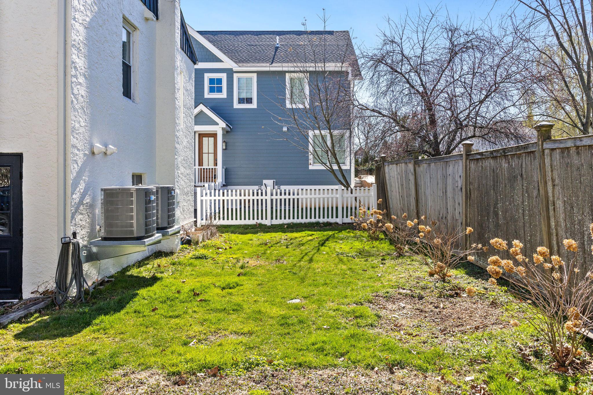 132 Cottage St