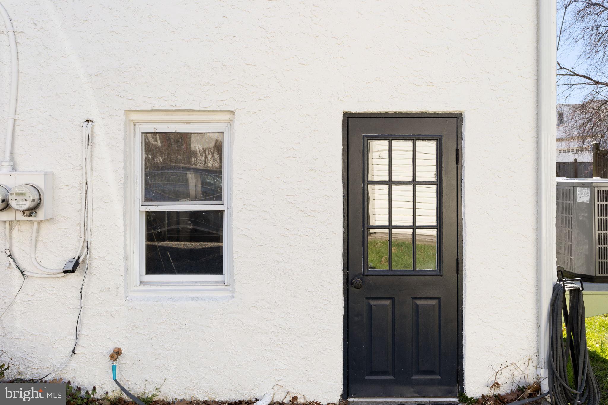 132 Cottage St