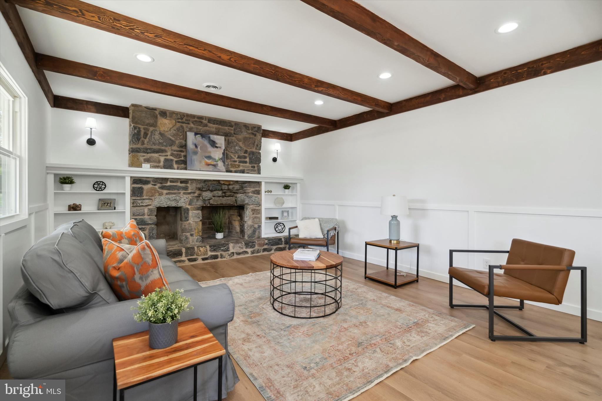 174 Lark Dr