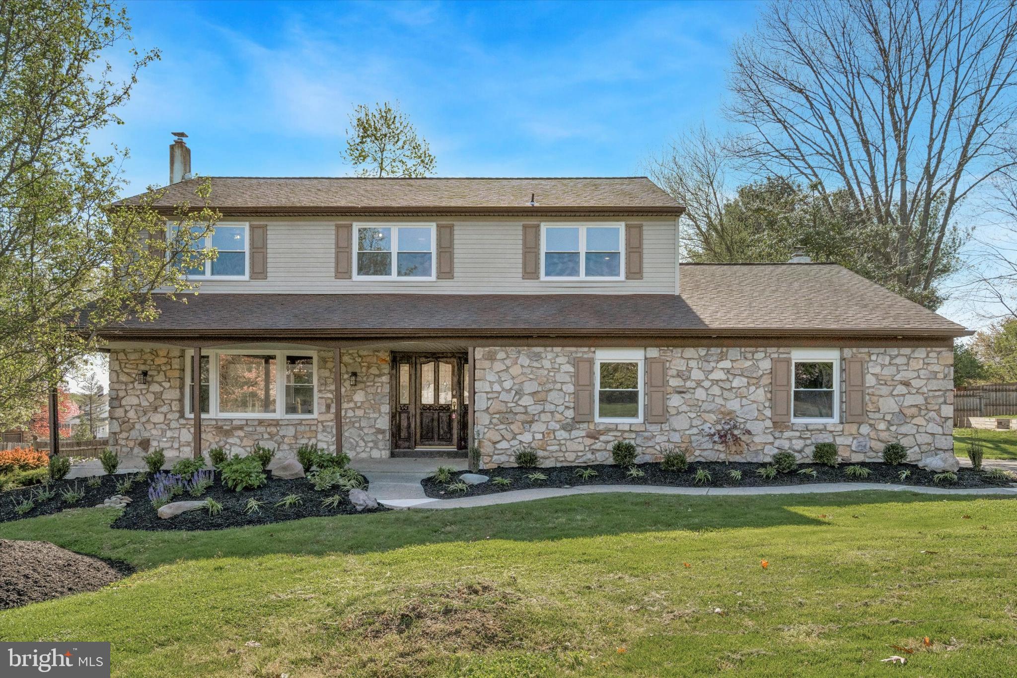 174 Lark Dr