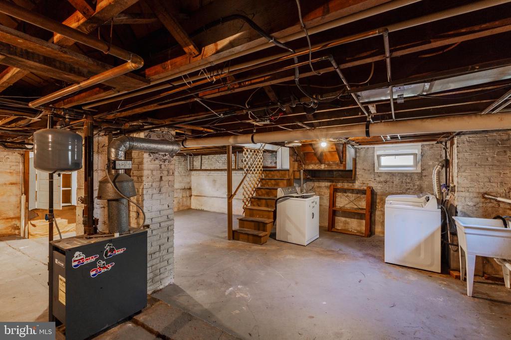 480 Harper Ave