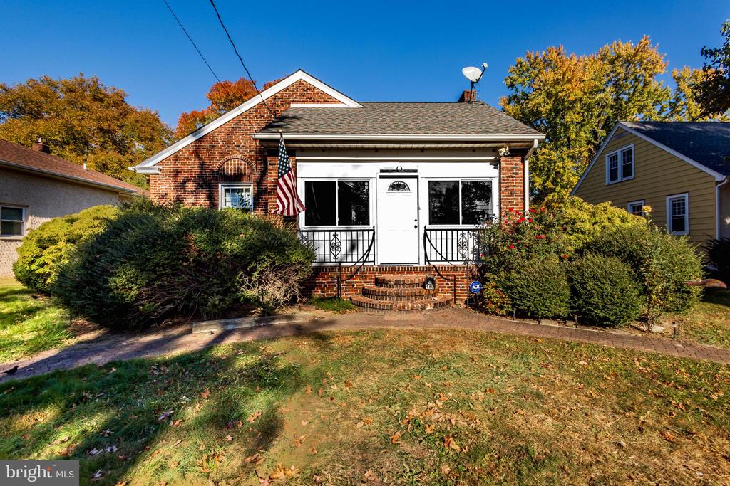 480 Harper Ave