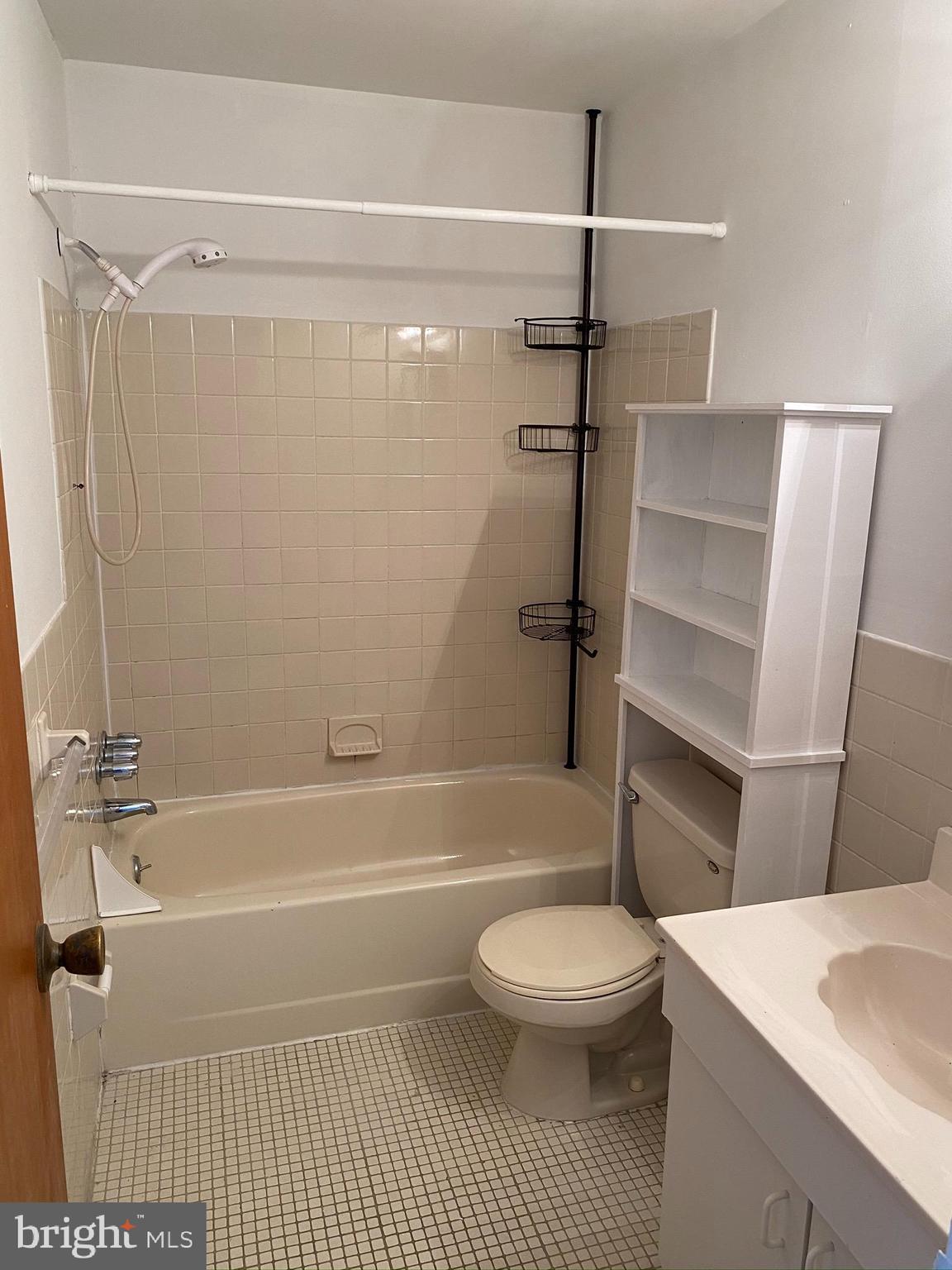 520 BRISTOL PIKE #28