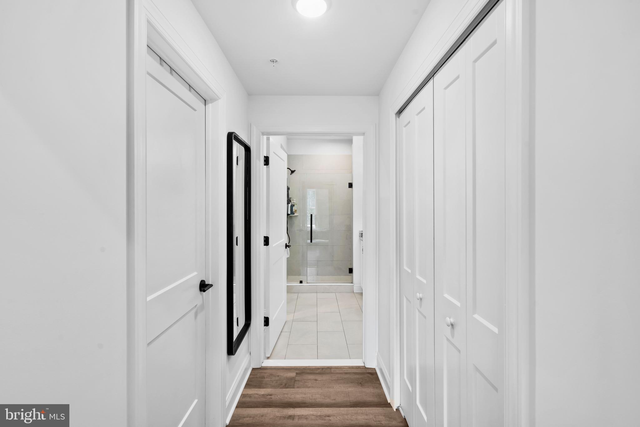 905 Holden Ct