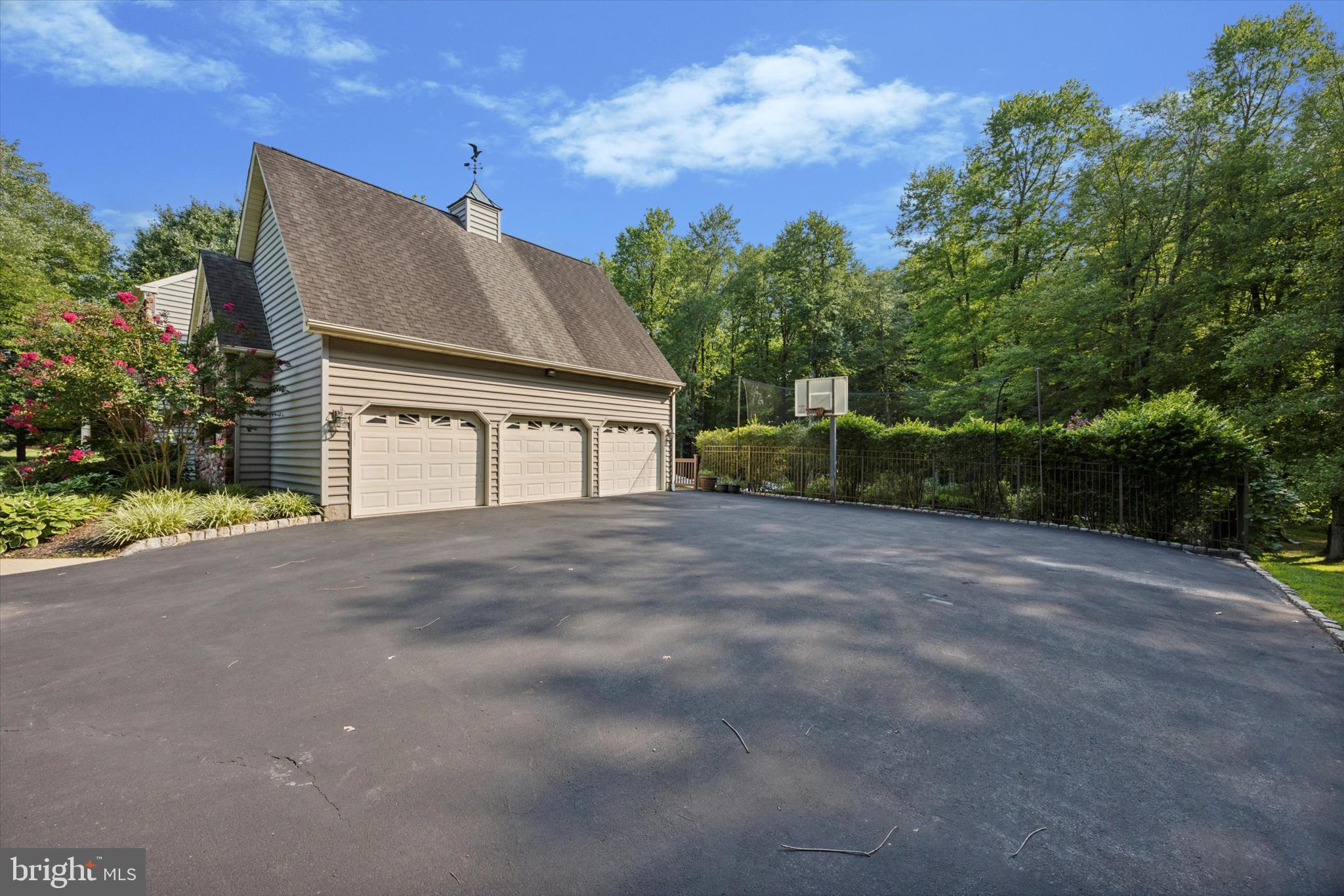 31 ASPEN DRIVE