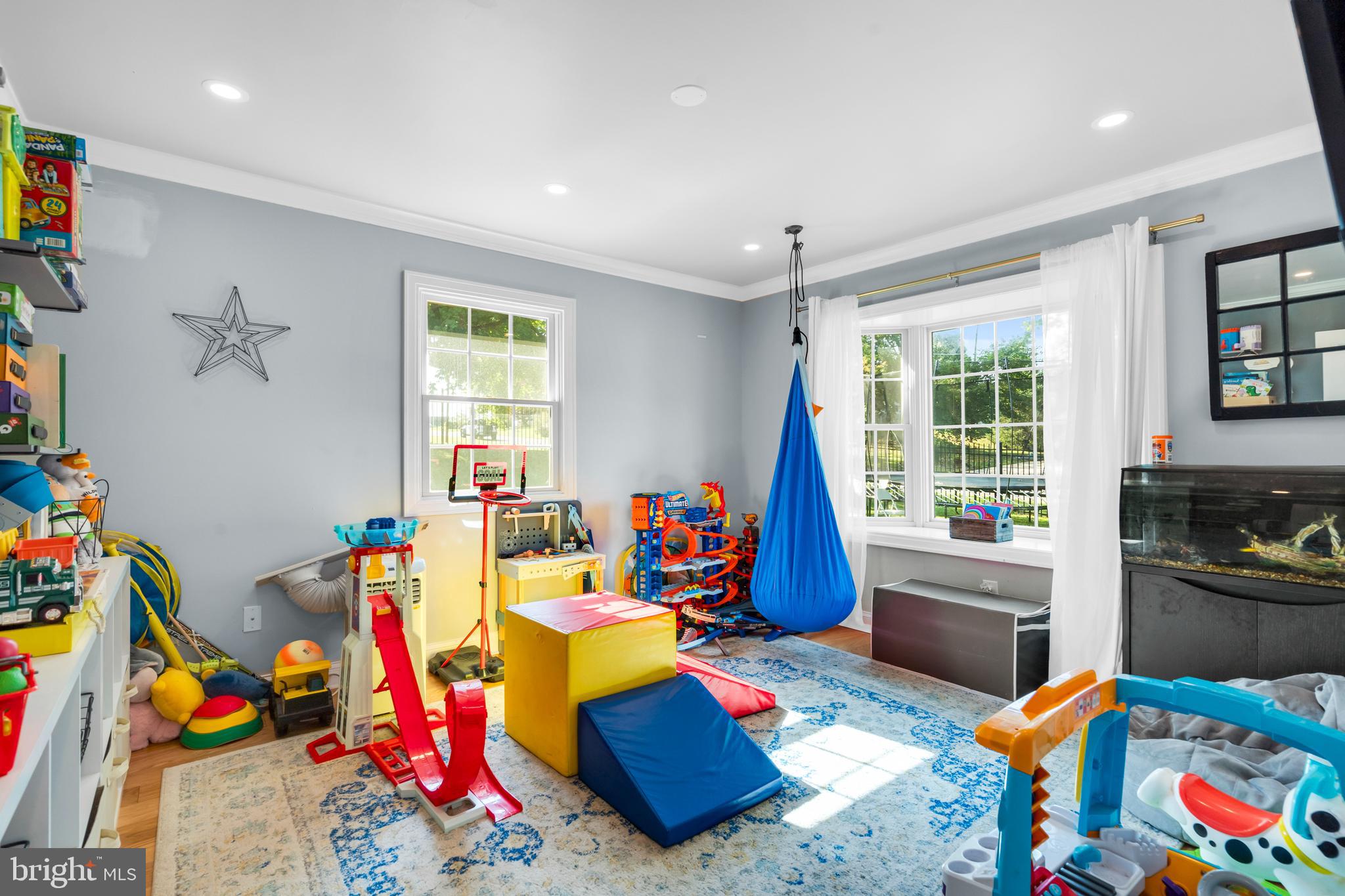 88 FORSYTHIA DRIVE