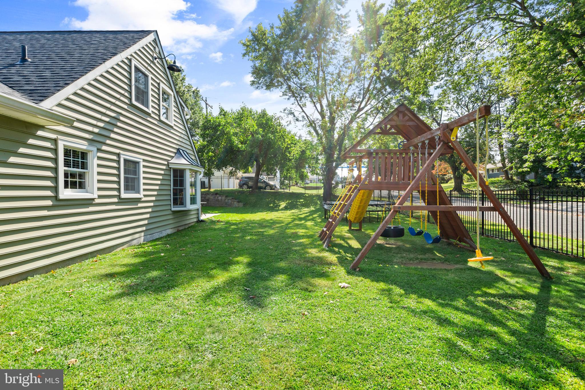 88 FORSYTHIA DRIVE