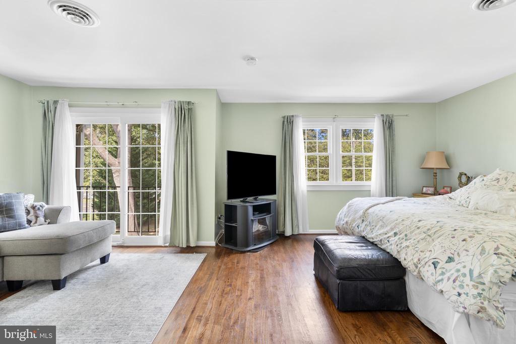 5 SUTPHIN PINES