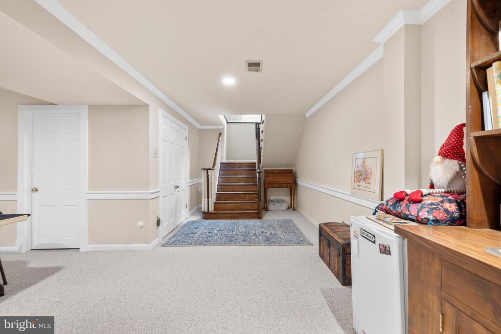 5 SUTPHIN PINES