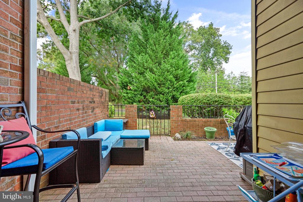5 SUTPHIN PINES