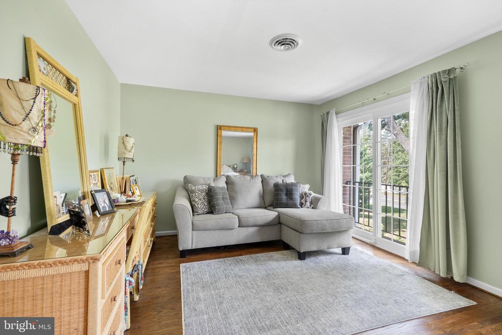 5 SUTPHIN PINES