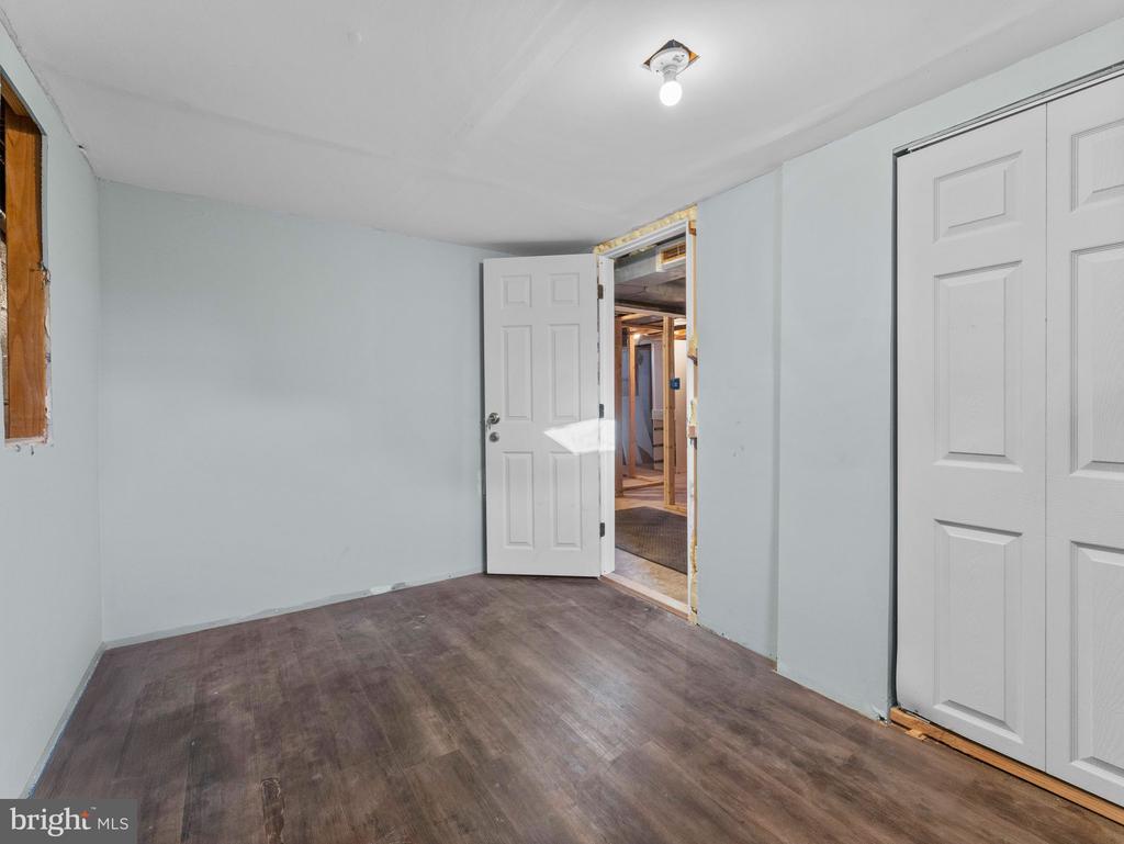 3517 ROCKVIEW DRIVE