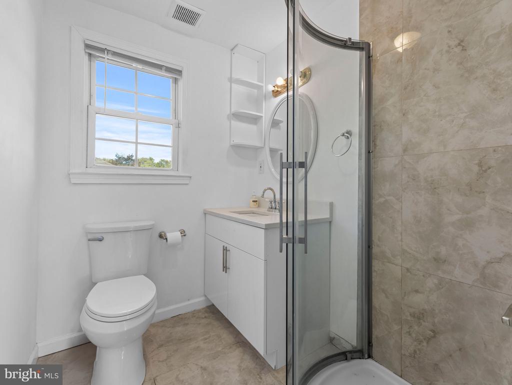 3517 ROCKVIEW DRIVE
