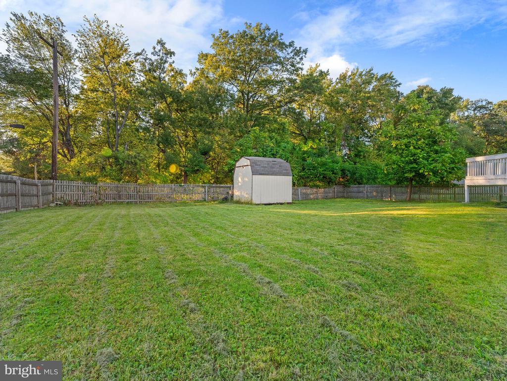 3517 ROCKVIEW DRIVE