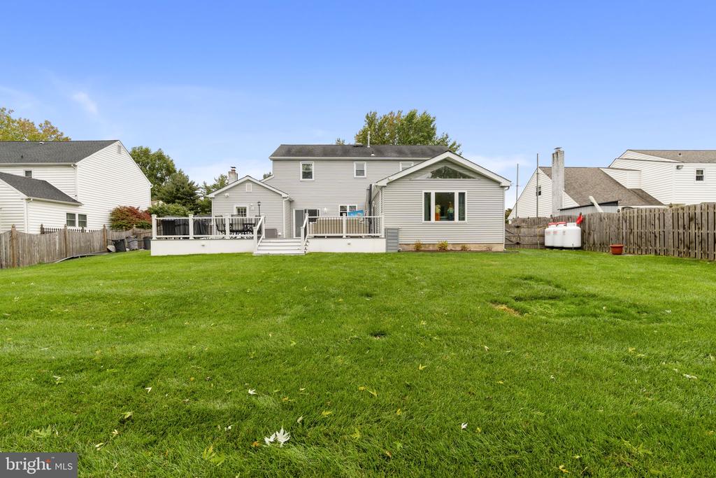 258 WOODLAKE DRIVE