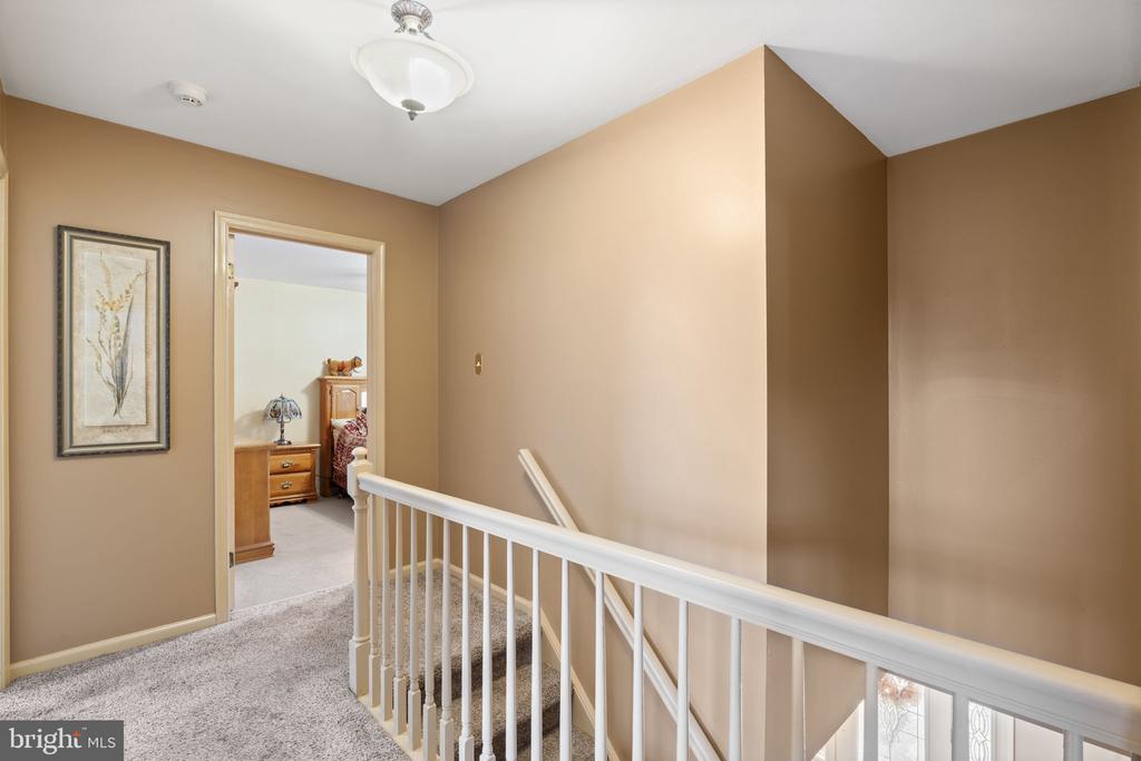 258 WOODLAKE DRIVE