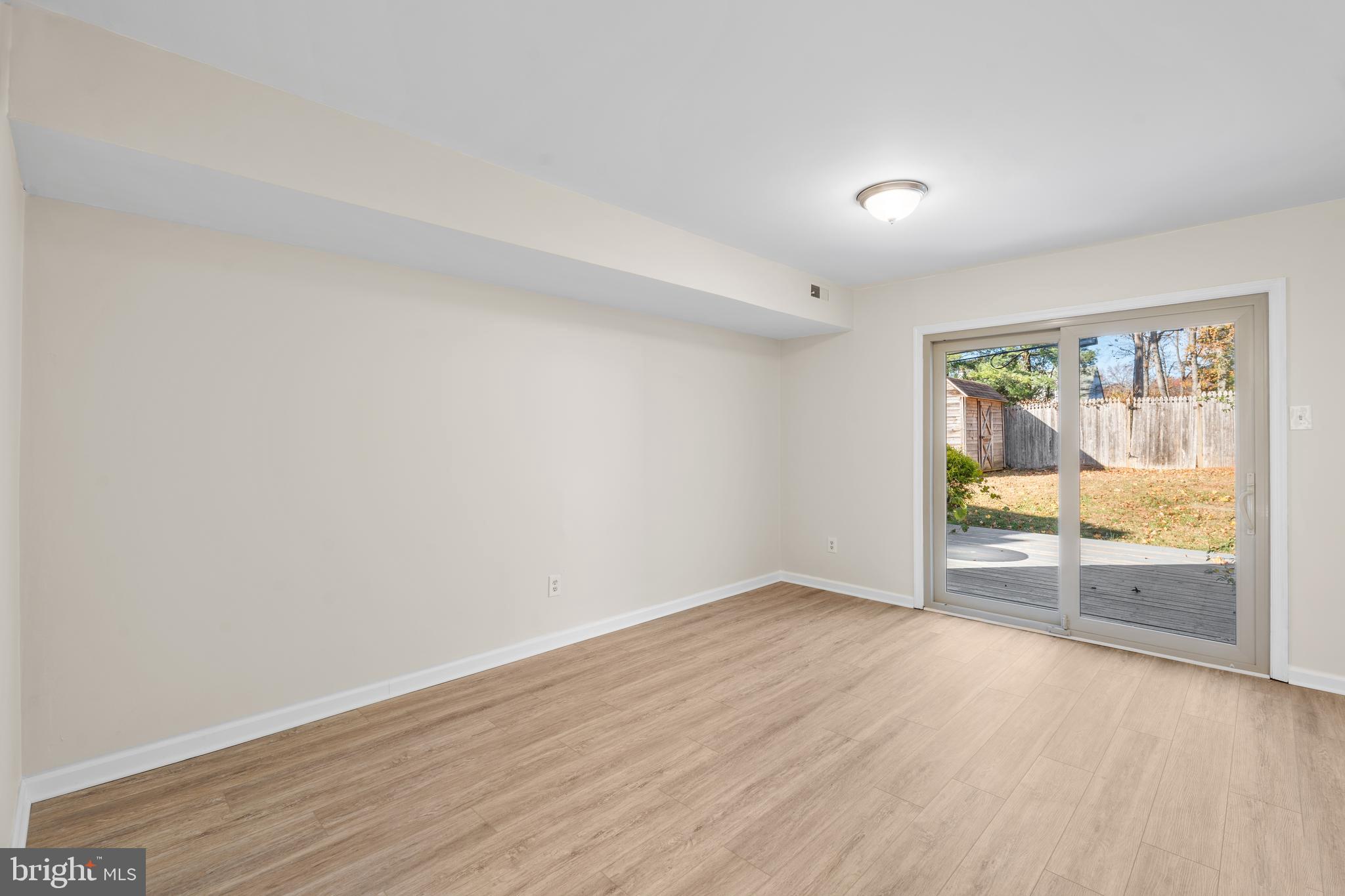 3964 BAINBRIDGE COURT