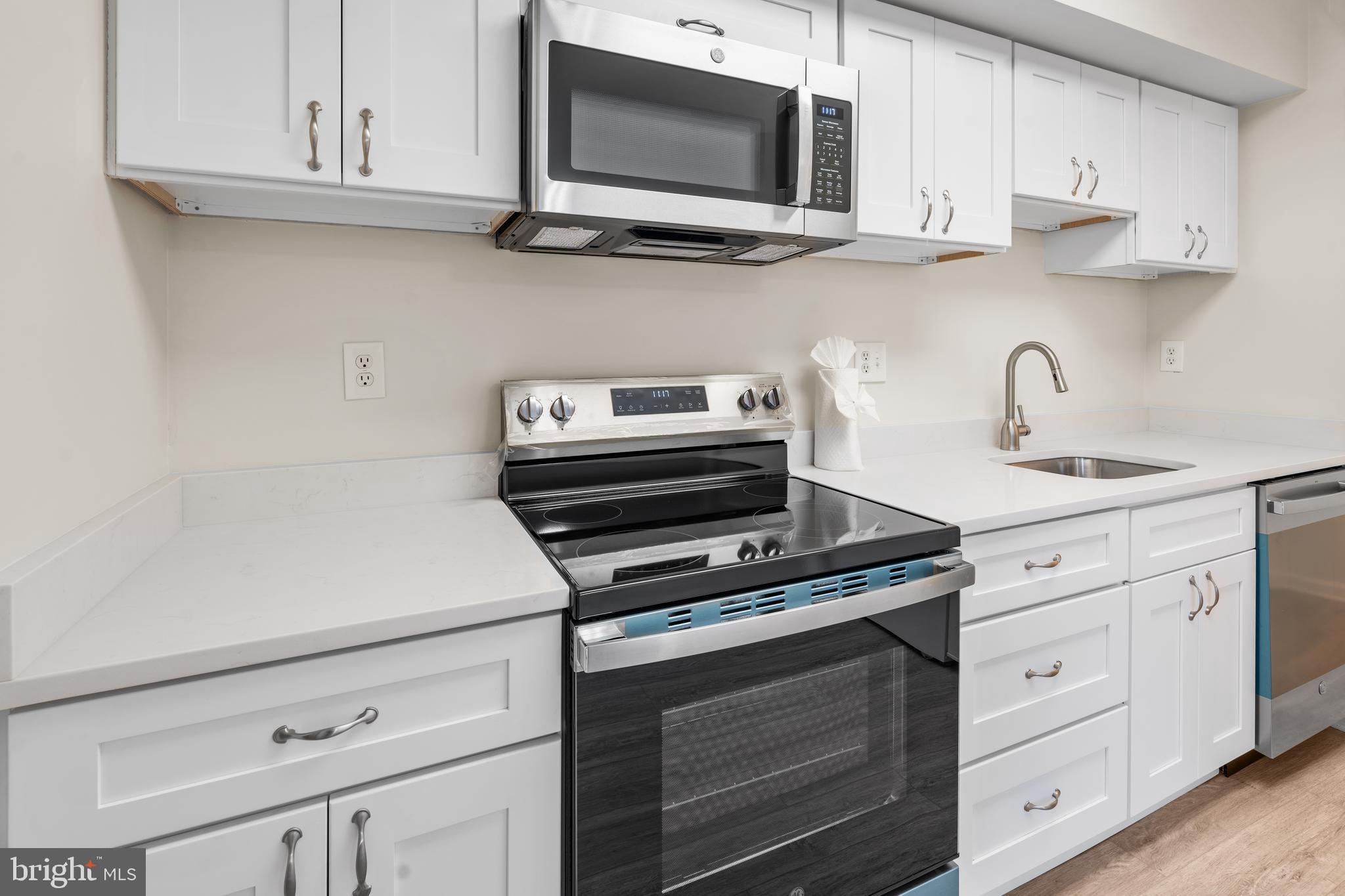 3964 BAINBRIDGE COURT