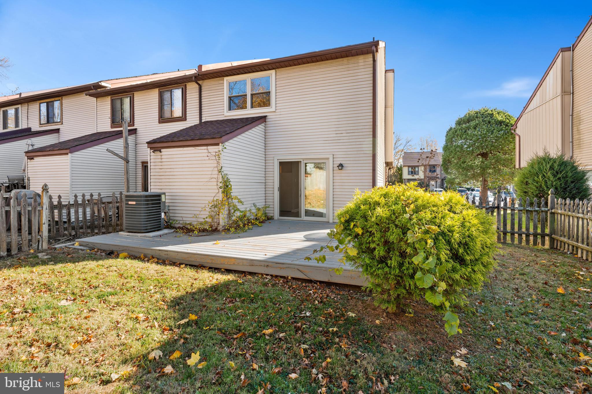 3964 BAINBRIDGE COURT