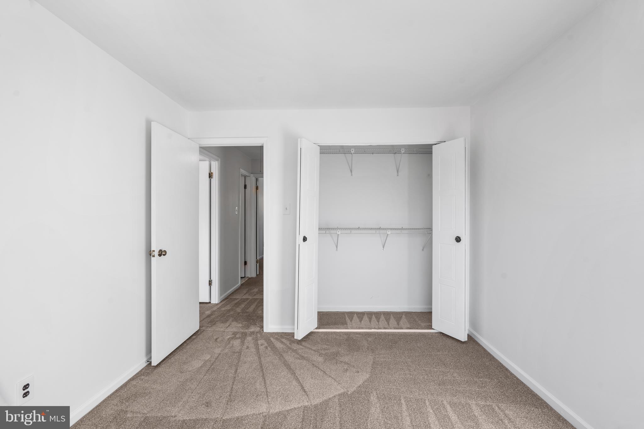 3964 BAINBRIDGE COURT