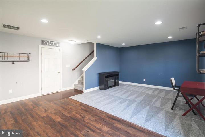 27127 HICKORY LANE