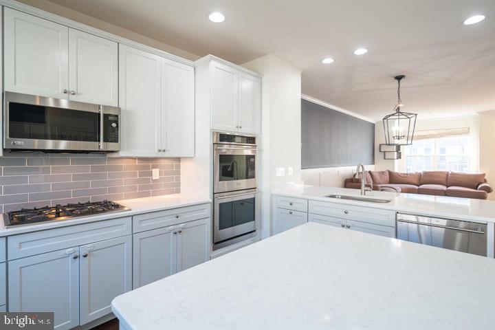 27127 HICKORY LANE