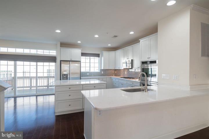 27127 HICKORY LANE