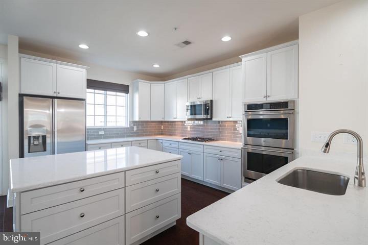 27127 HICKORY LANE