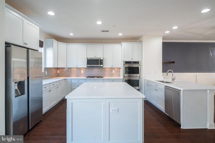 27127 HICKORY LANE