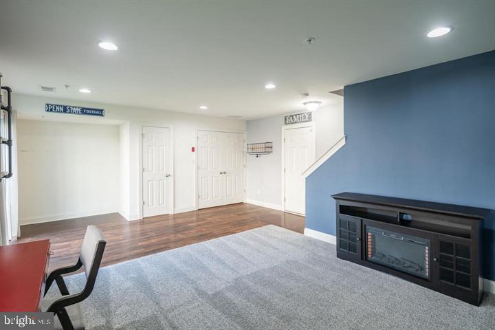 27127 HICKORY LANE