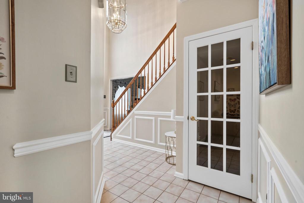 3421 PIN OAK LANE