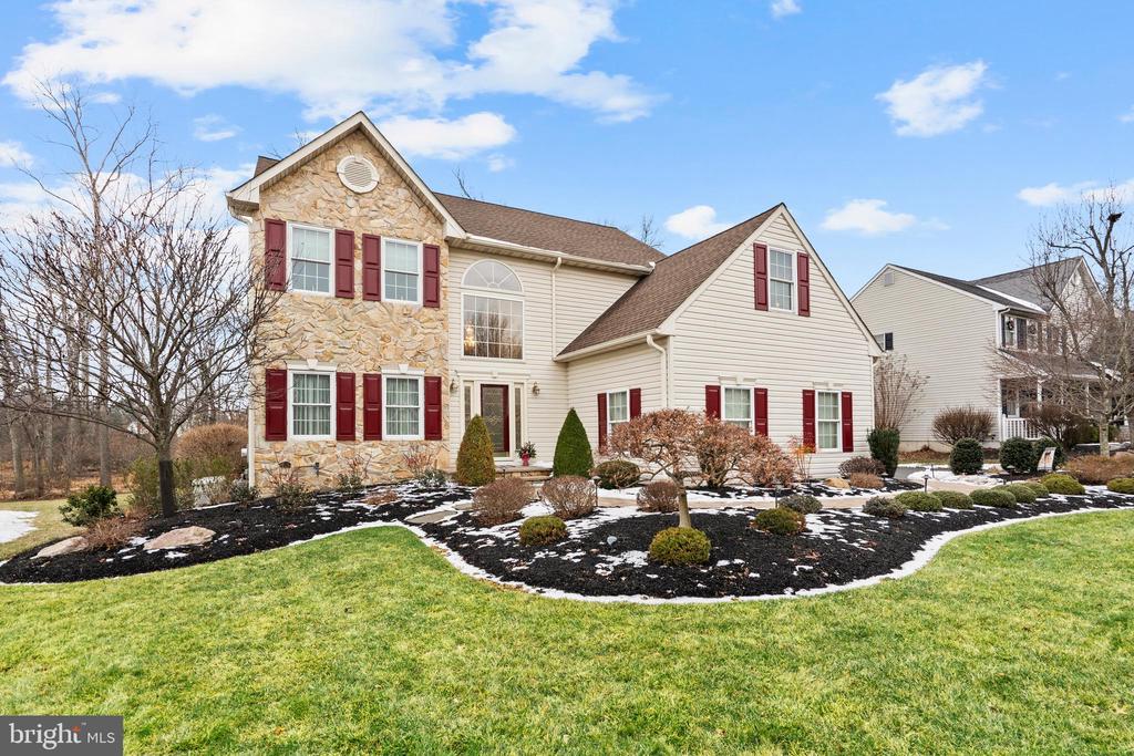 3421 PIN OAK LANE