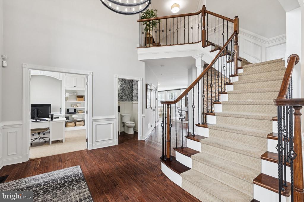 2801 HOFFS WAY