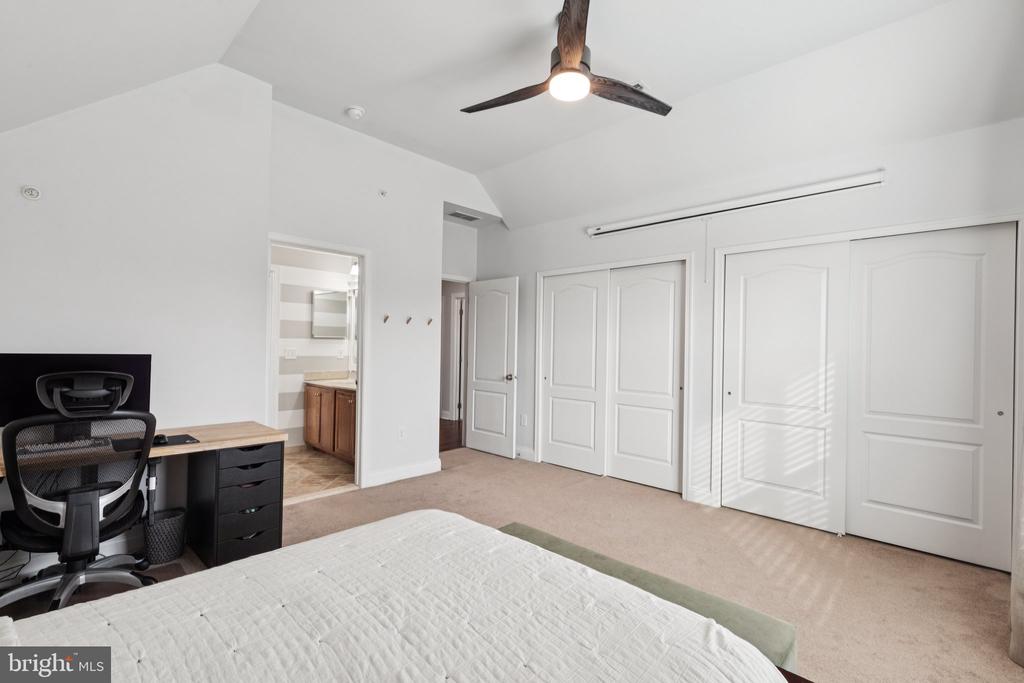 2801 HOFFS WAY