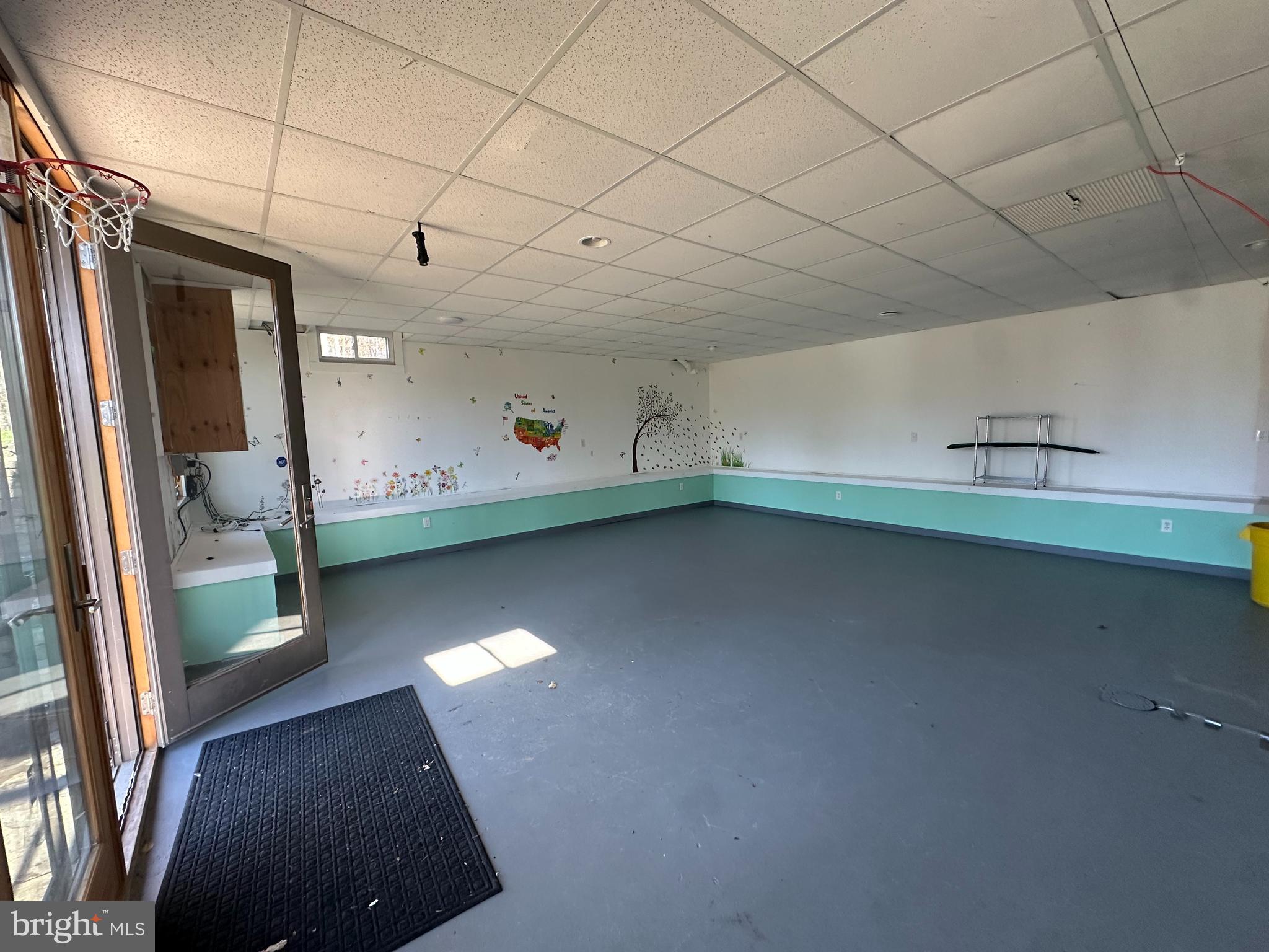 5995 LOWER YORK ROAD