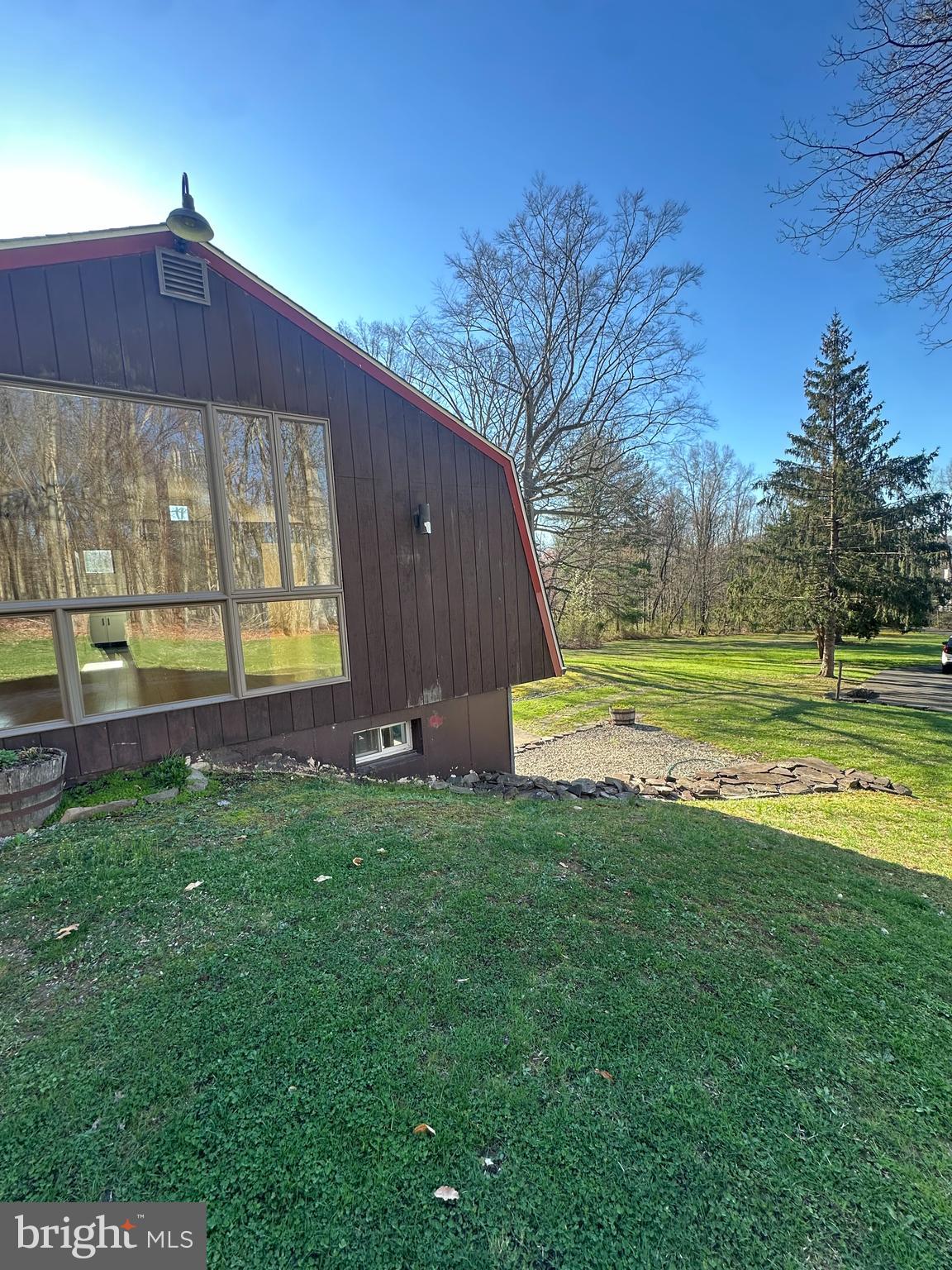 5995 LOWER YORK ROAD