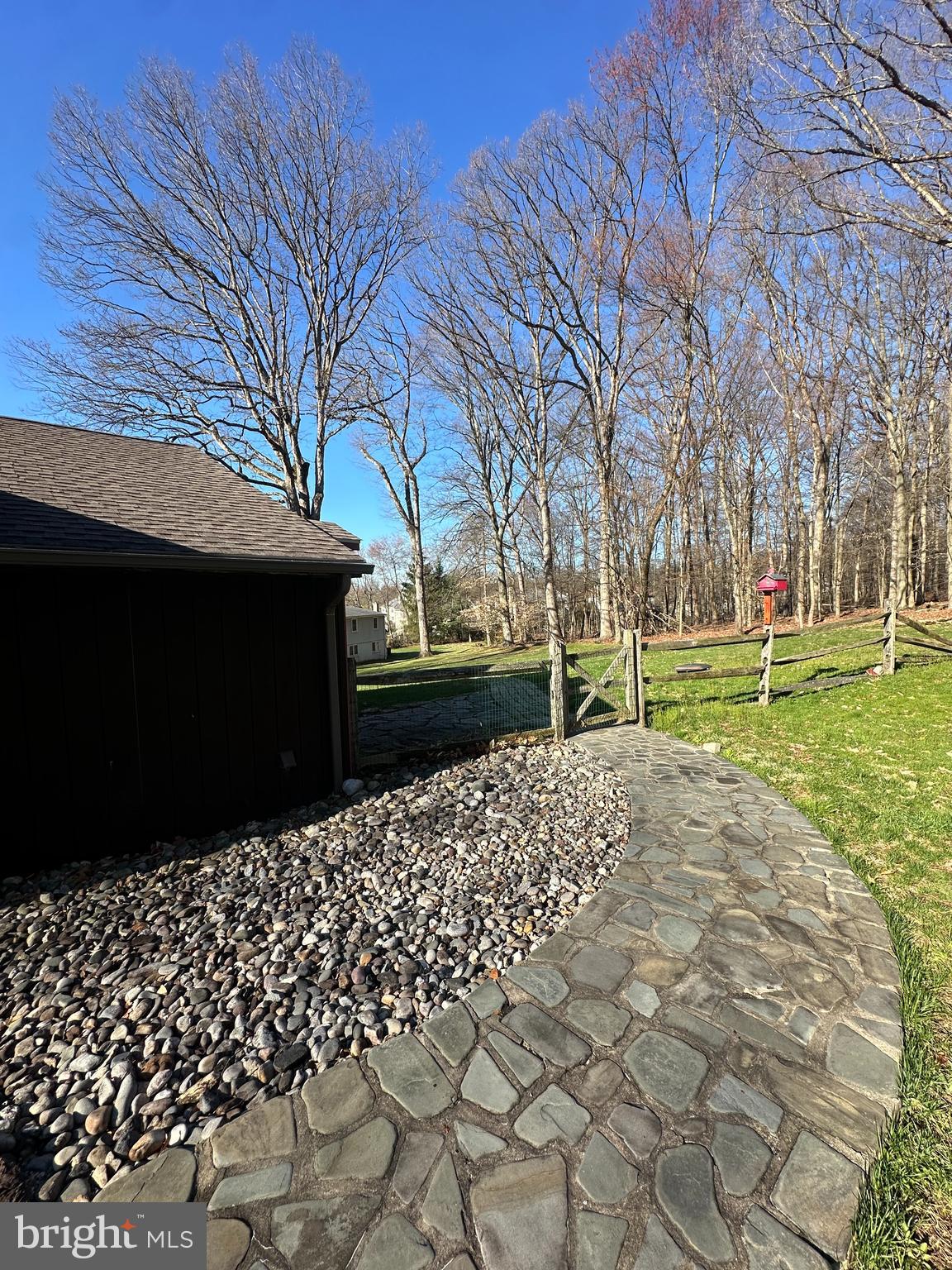 5995 LOWER YORK ROAD