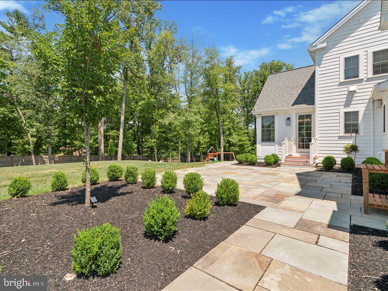 1280 (B) GRENOBLE RD