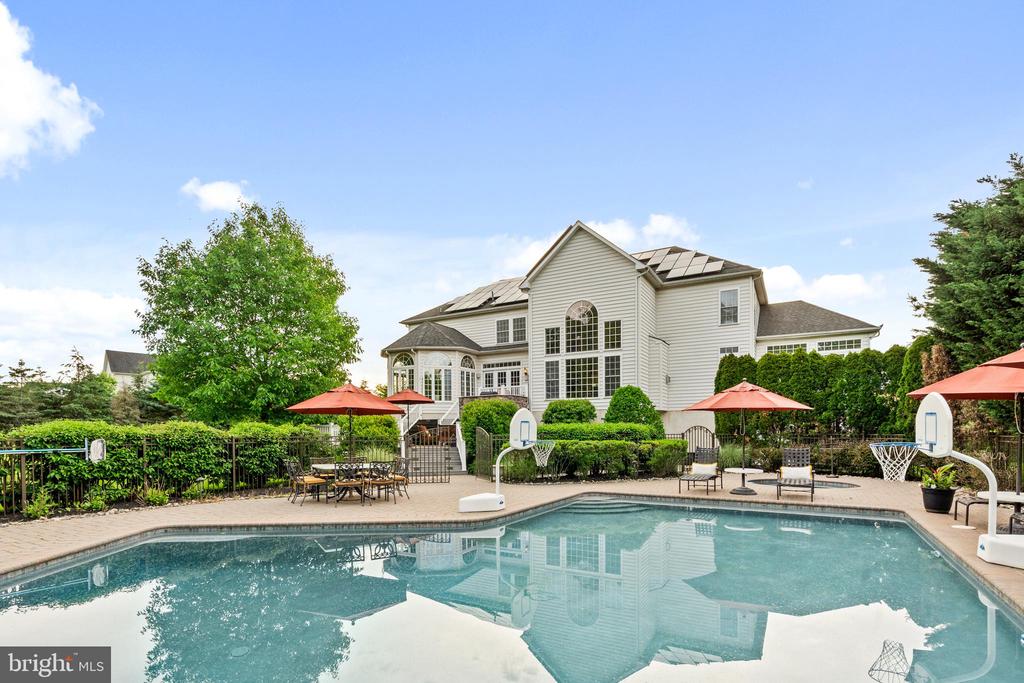 161 PARSONS LANE