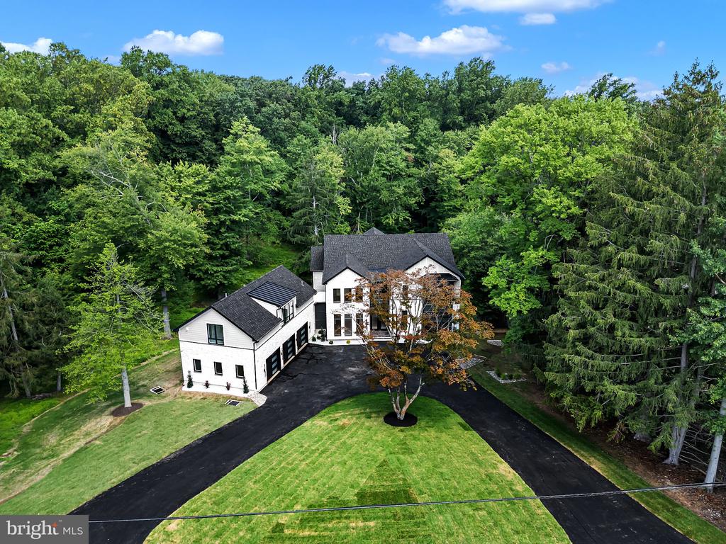 1502 CHINQUAPIN ROAD