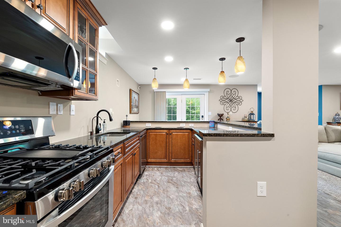 1959 Goldenridge Dr
