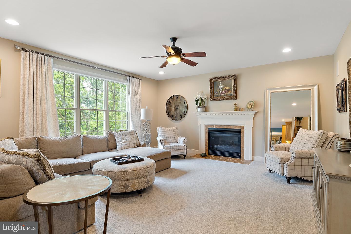 1959 Goldenridge Dr