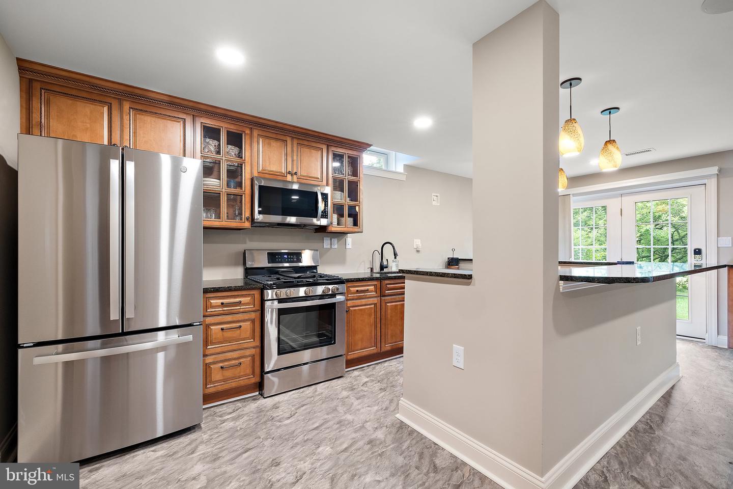 1959 Goldenridge Dr