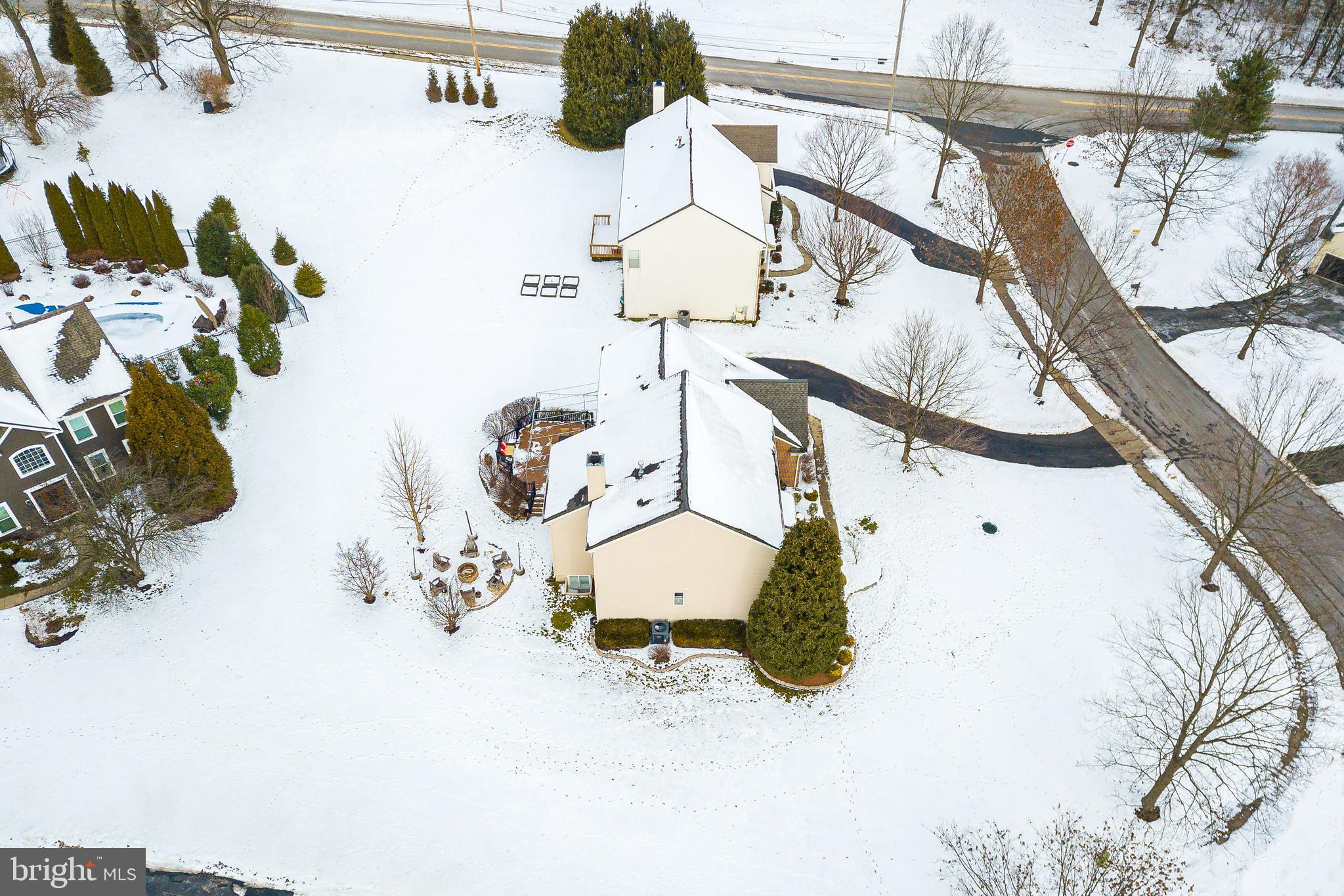 1303 School House Cir