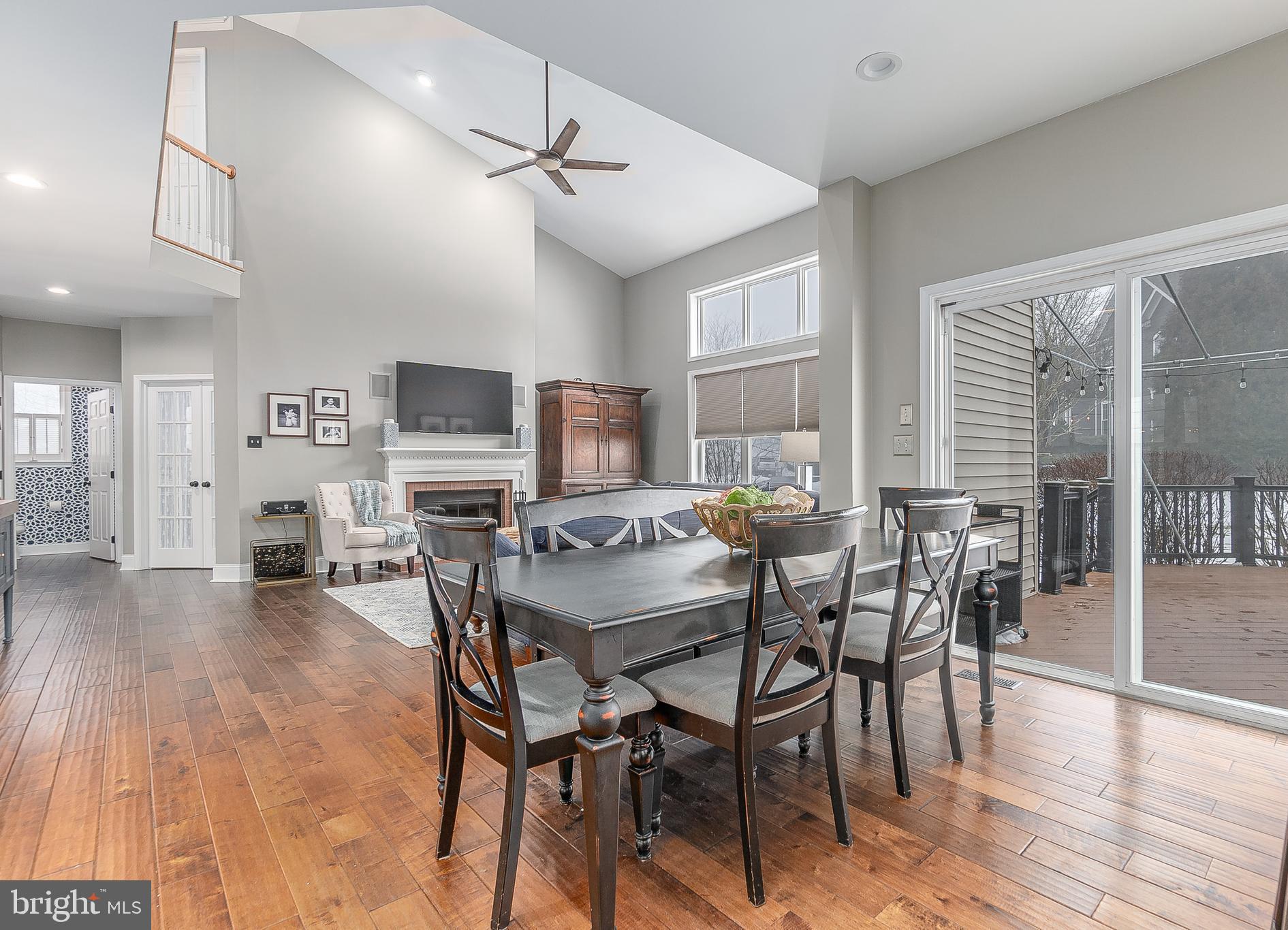 1303 School House Cir