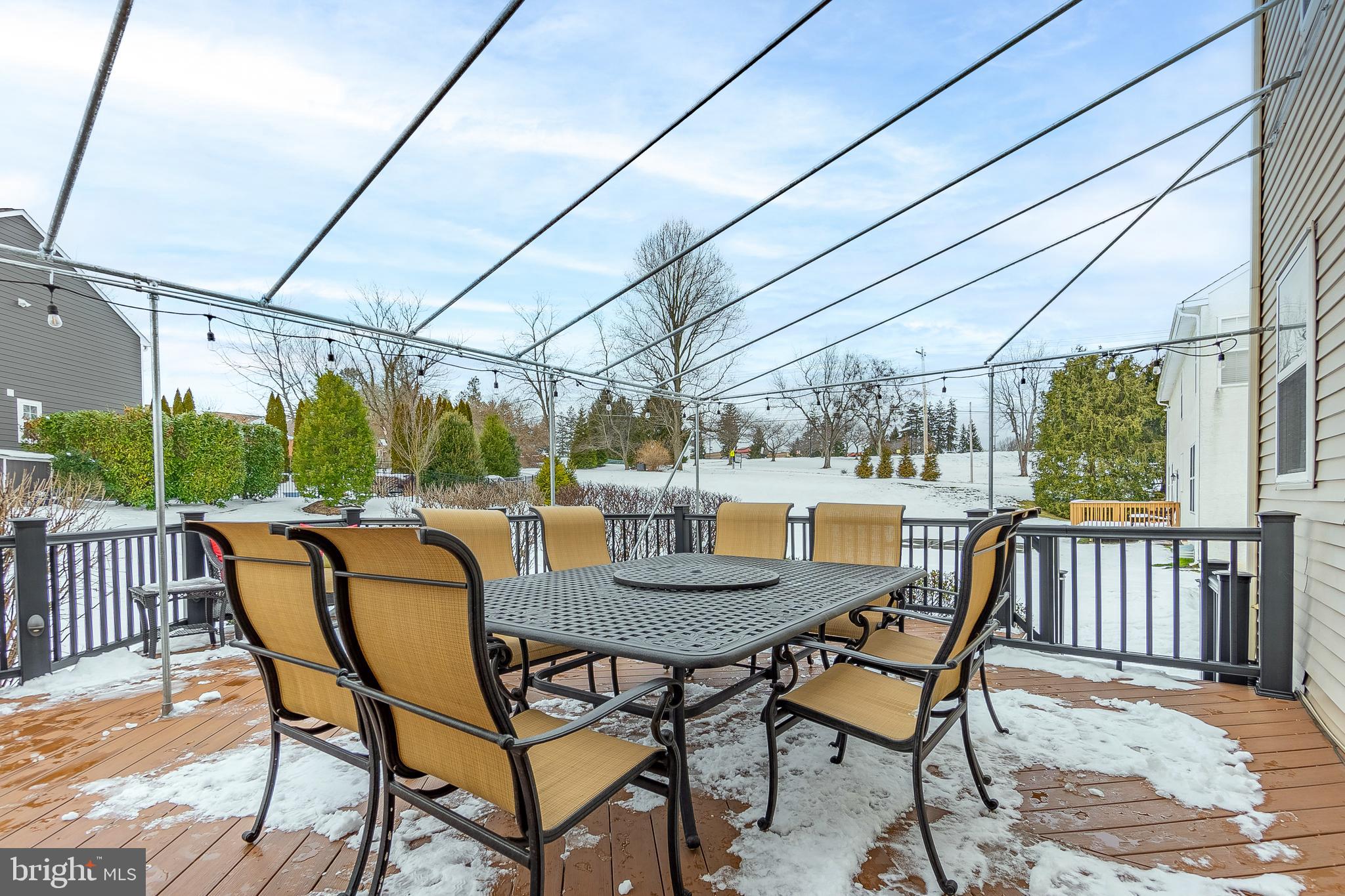1303 School House Cir