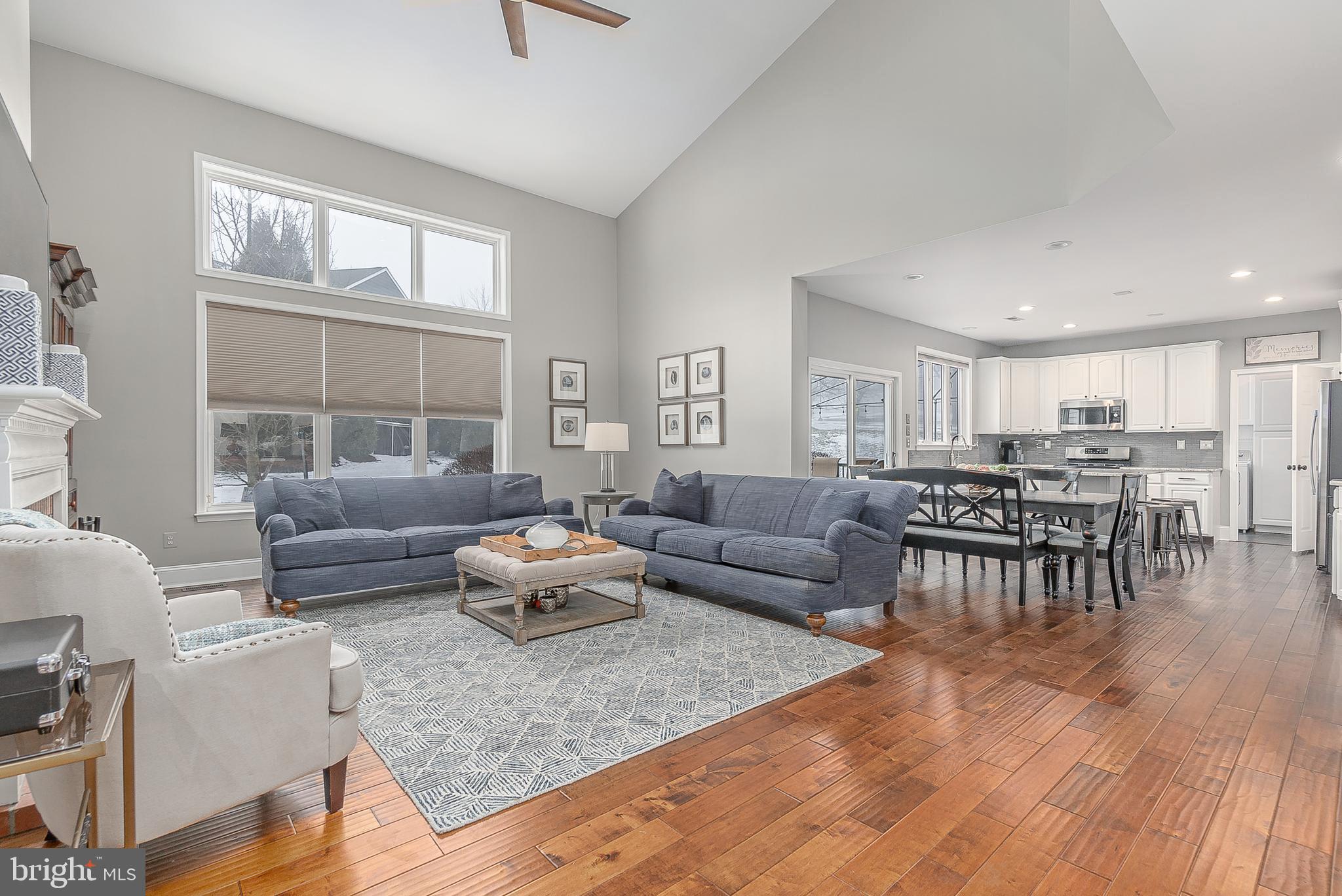 1303 School House Cir