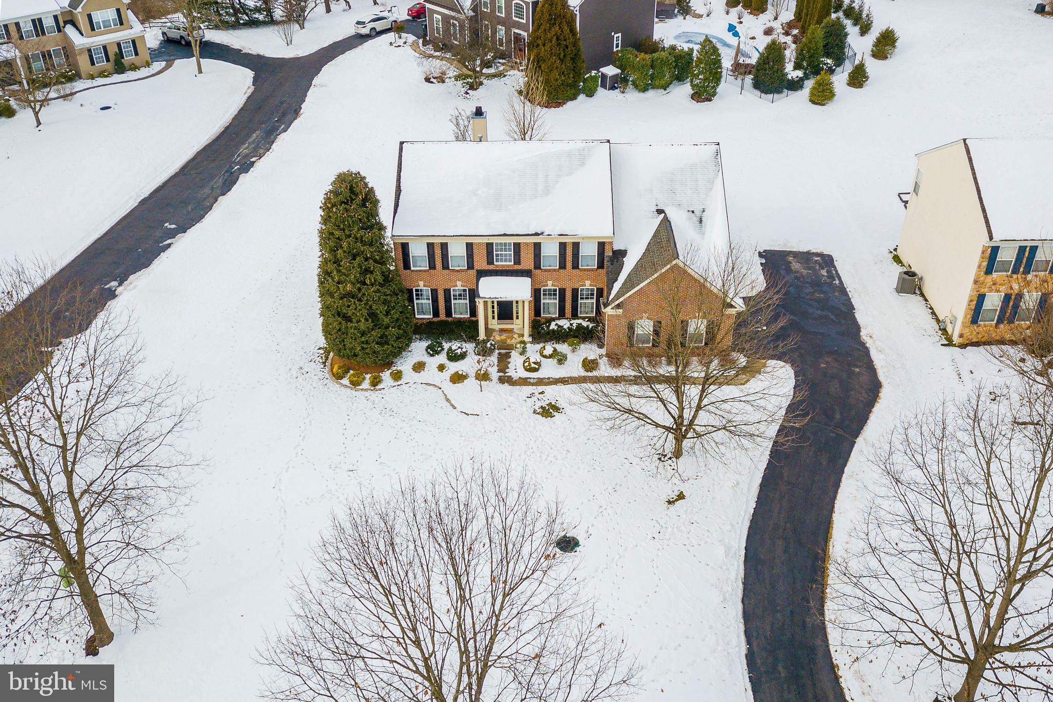 1303 School House Cir